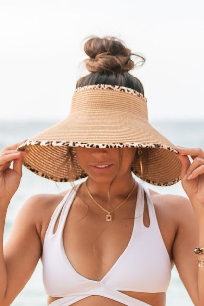 Foldable Beach Hat Visor with Bow & Leopard Print Trim – Perfect for On-the-Go