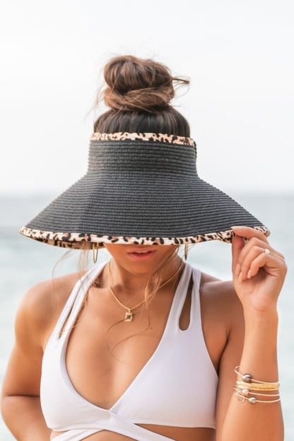 Foldable Beach Hat Visor with Bow & Leopard Print Trim – Perfect for On-the-Go