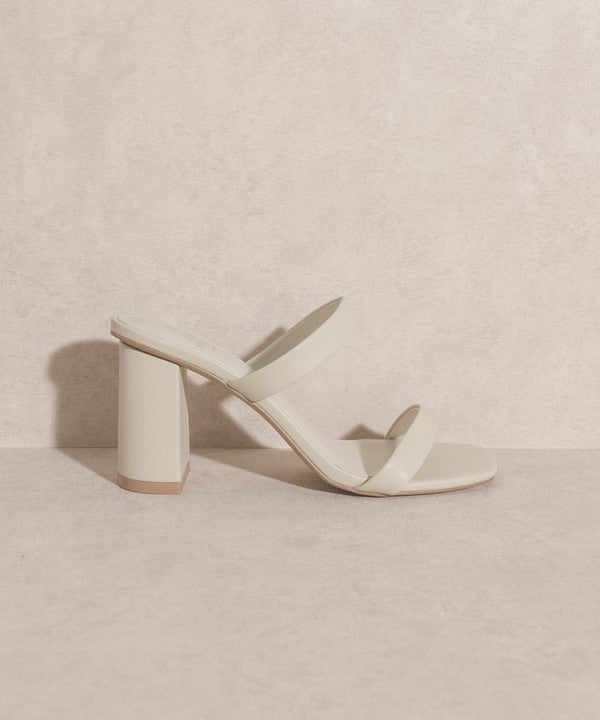 Modern Strappy Heel – Classic Simplicity & Timeless Elegance