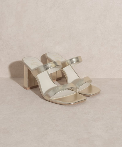 Modern Strappy Heel – Classic Simplicity & Timeless Elegance