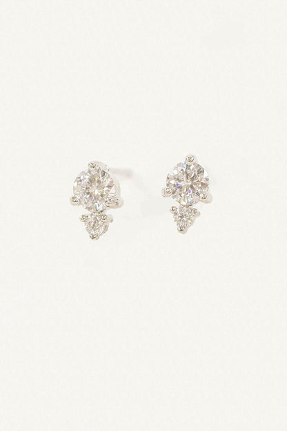 Mini Cluster Stud Earrings – Elegant Two-Stone Charm Design