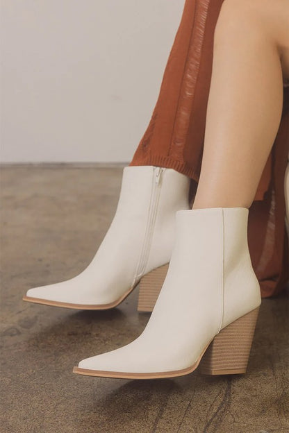 Western Ankle Boots – Classic Western Style with a Modern Twist