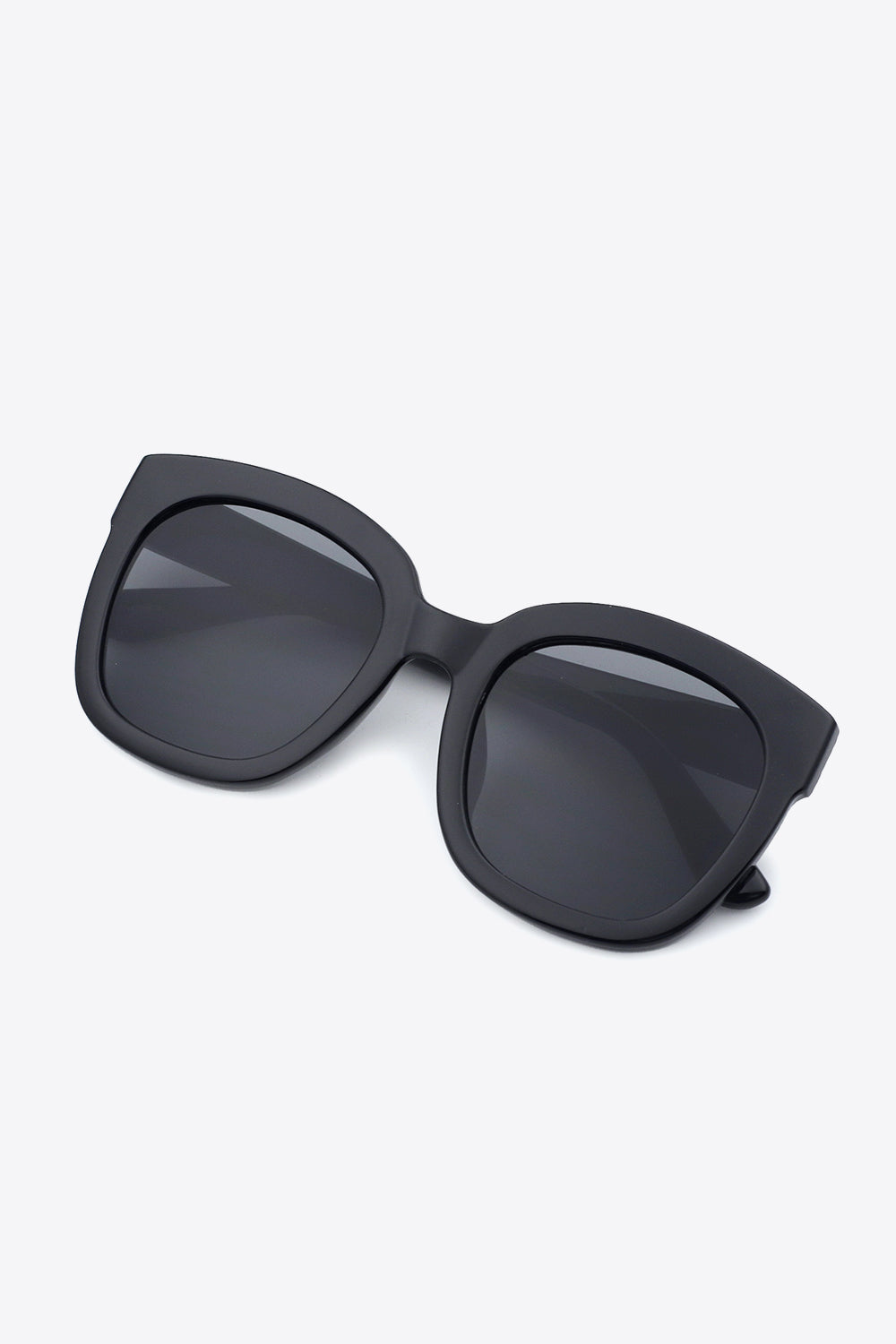 Chic Square Sunglasses with UV Protection